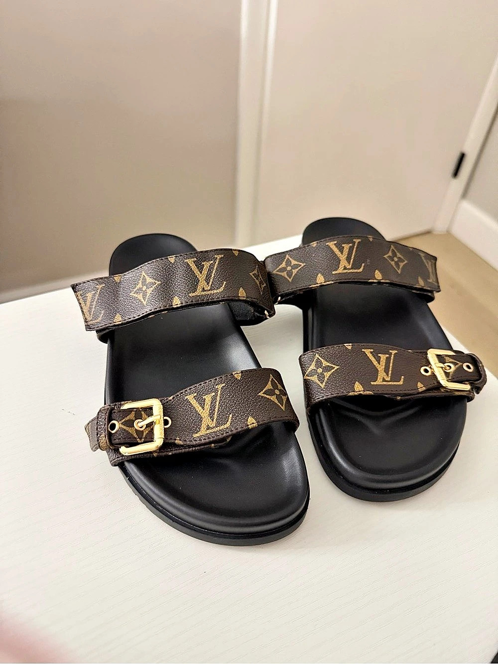 Louis Vuitton Bom Dia Flat Comfort Mule Sandals Black & Brown